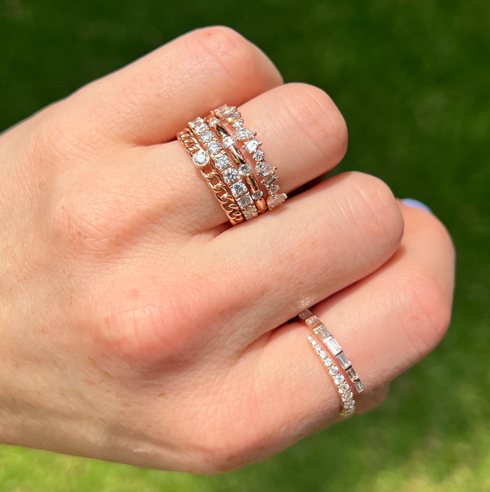 Stackable Scattered Diamond Band